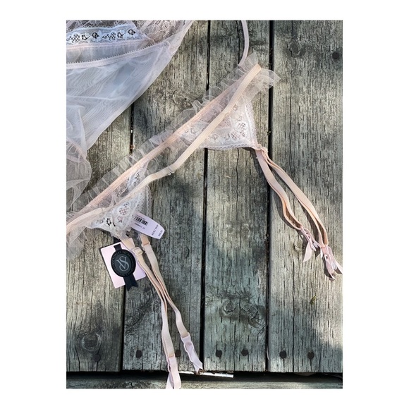 Victoria’s Secret Bodysuit & Garter Matching Lace - Picture 7 of 14